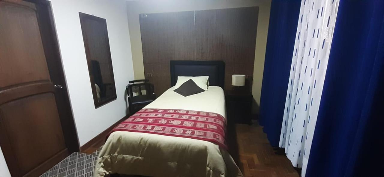 Hostal Jerian Uyuni Esterno foto